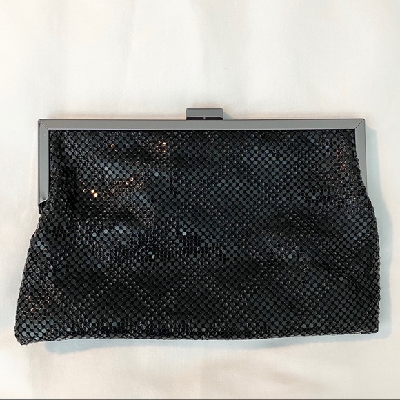 La Regale Black Metal Mesh Clutch w Strap - Picture 1 of 3